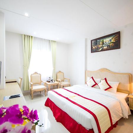 Le Saigon Hotel Ho Chi Minh City Exterior photo