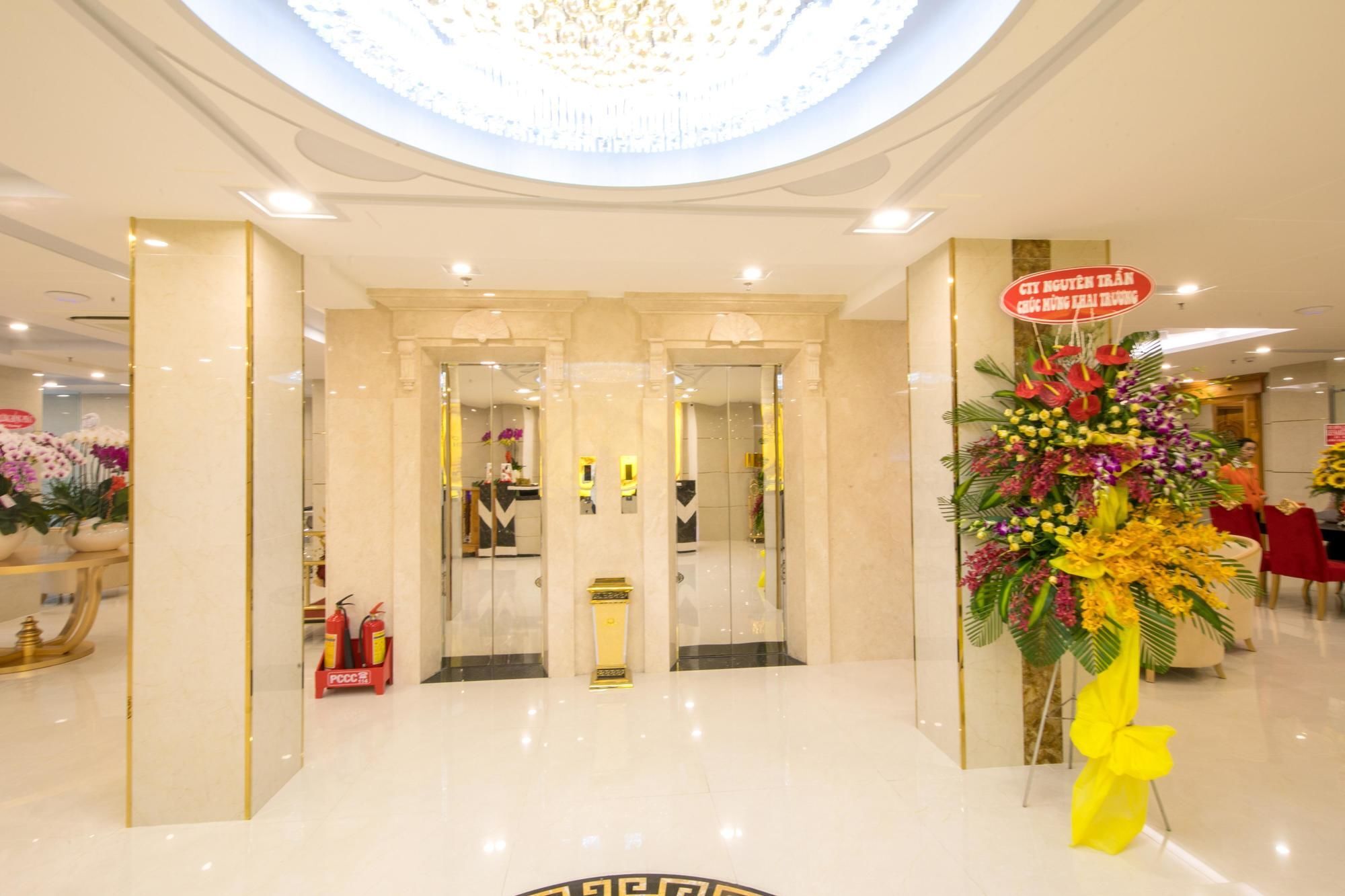 Le Saigon Hotel Ho Chi Minh City Exterior photo